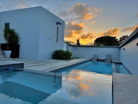 Utopia Luxury Villa | Private Pool & Jacuzzi
