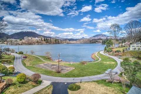 Lakeside Cottage at Lake Junaluska