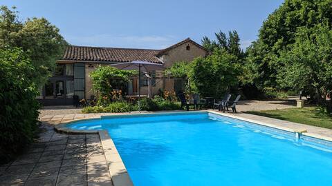 The Vestry - gîte with shared pool