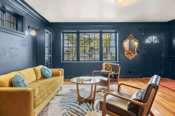 Roscoe Village Haven gallery image 2