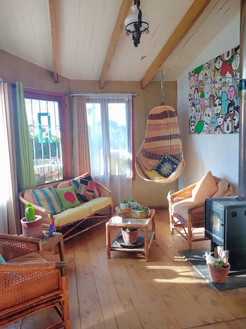 Popular Airbnb listing: Warm and cozy house. A pleasant experience :) in El Tabo