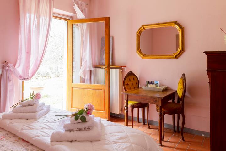 Rosso del Chianti managed Airbnb listing 3