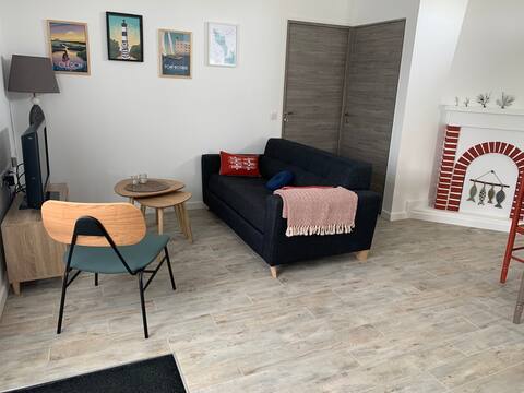 Airbnb performant: House 400 m from the beach in the heart of La Cotinière à Saint Pierre D'oléron