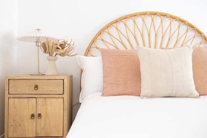 Queen Bedroom 1
