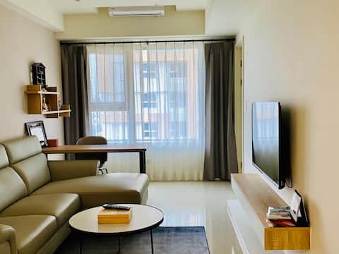 Homey flat for returning to Taiwanese, outpost, work from home