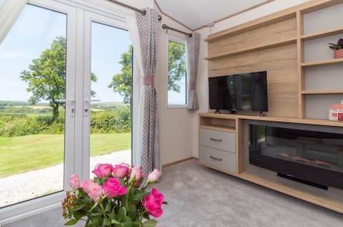 Modern Static Caravan in Cornwall - Blenheim