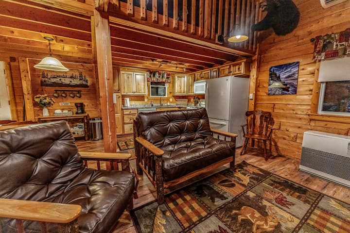Beautiful Log Cabin Near East Grand Lake, Maine - Maine