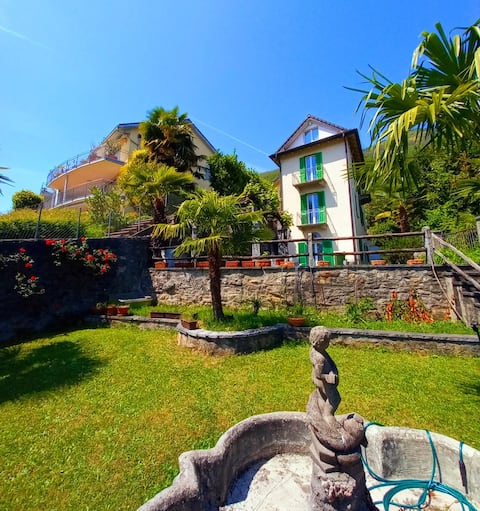 ♥CasaSerena Rustico typical Ticino garden lake view