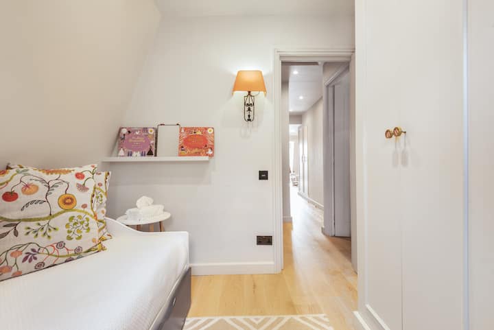 Спална соба 2 (кревет на извлекување)