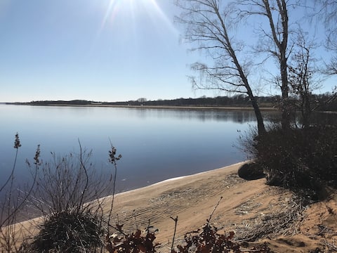 Idyllic cottage with its own sandy beach