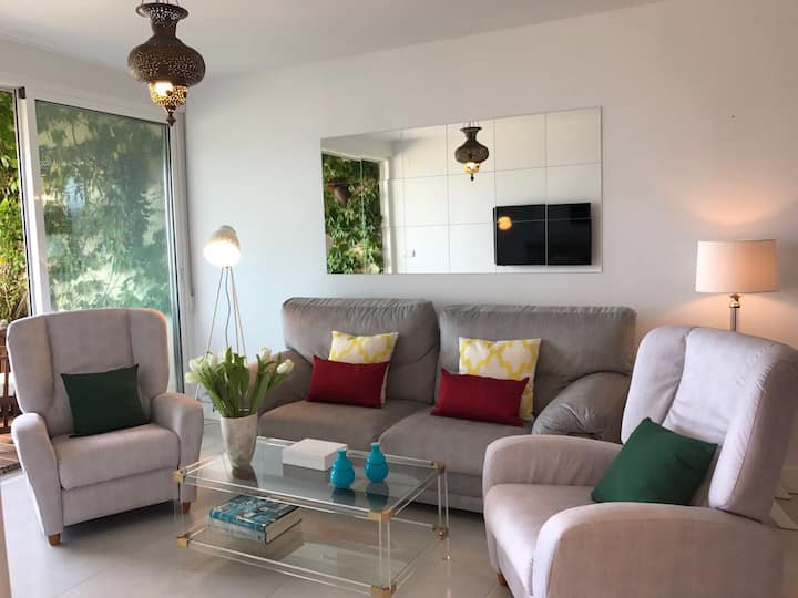 Apartamento Luminoso Con Terraza En Playa Paraíso - Villajoyosa