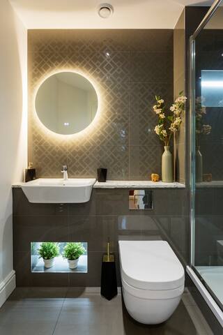 Stylish 3 bedroom apartment in Aldgate (Zone1) gallery image 5