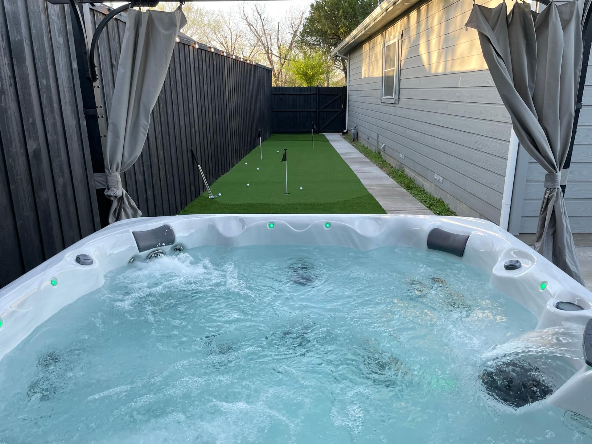 Retraite économique Stockyards Jacuzzi Mini-golf