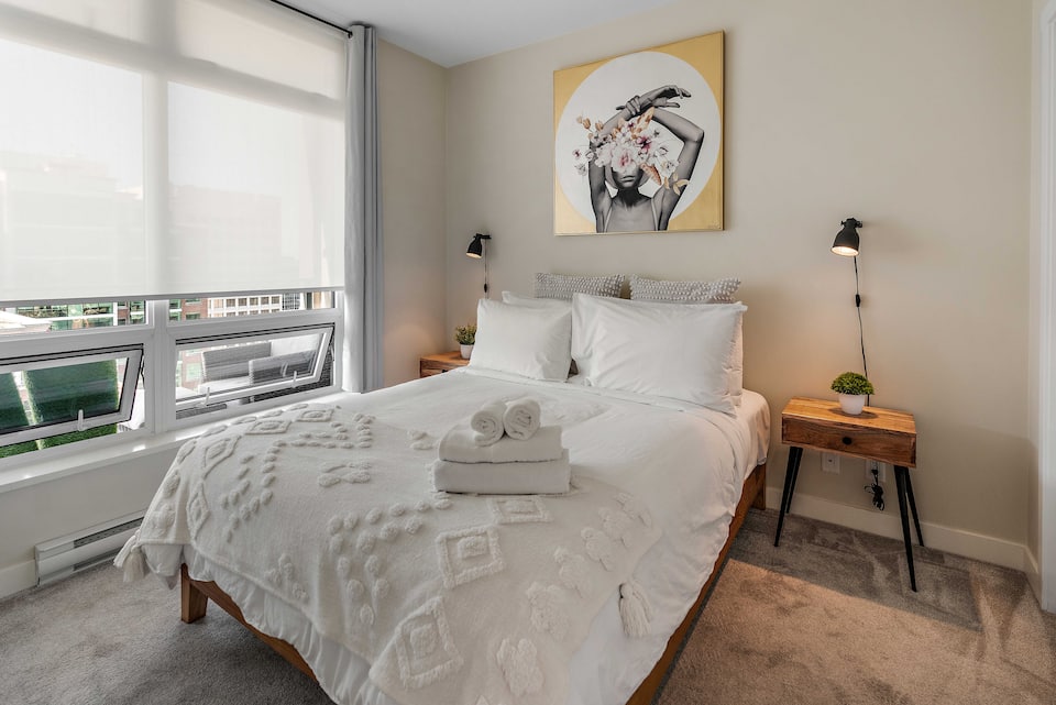 Mountain View Condo With Parking photo 5