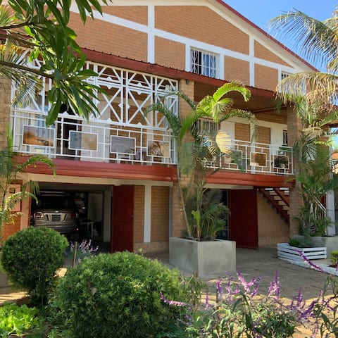 Warm villa with garden - Villa Eden Wood