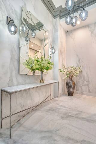 Modern WOW DUPLEX SOHO PH! $10mil Private terrace gallery image 3