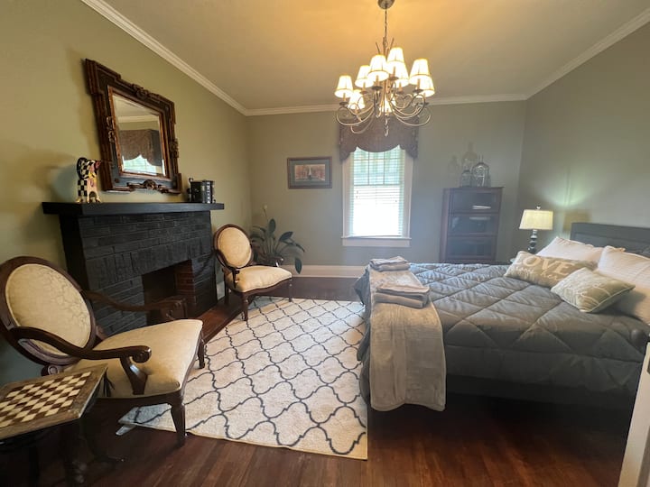 Comfy bedroom with queen bed. Listed as bedroom 1.