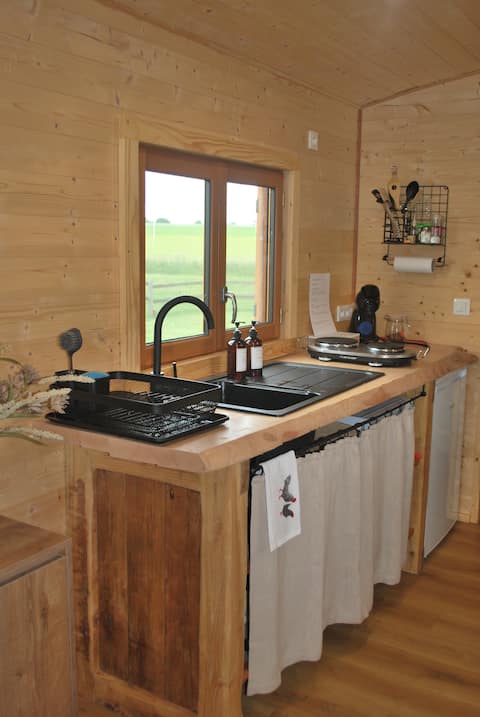 Popular Airbnb listing: The Mohuques Caravan in Tournai
