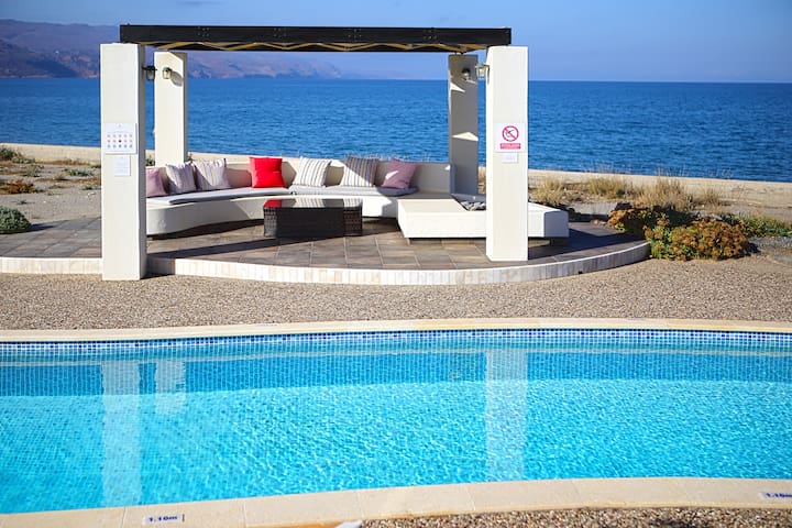 Beachfront Villa Aquamarine with Pool