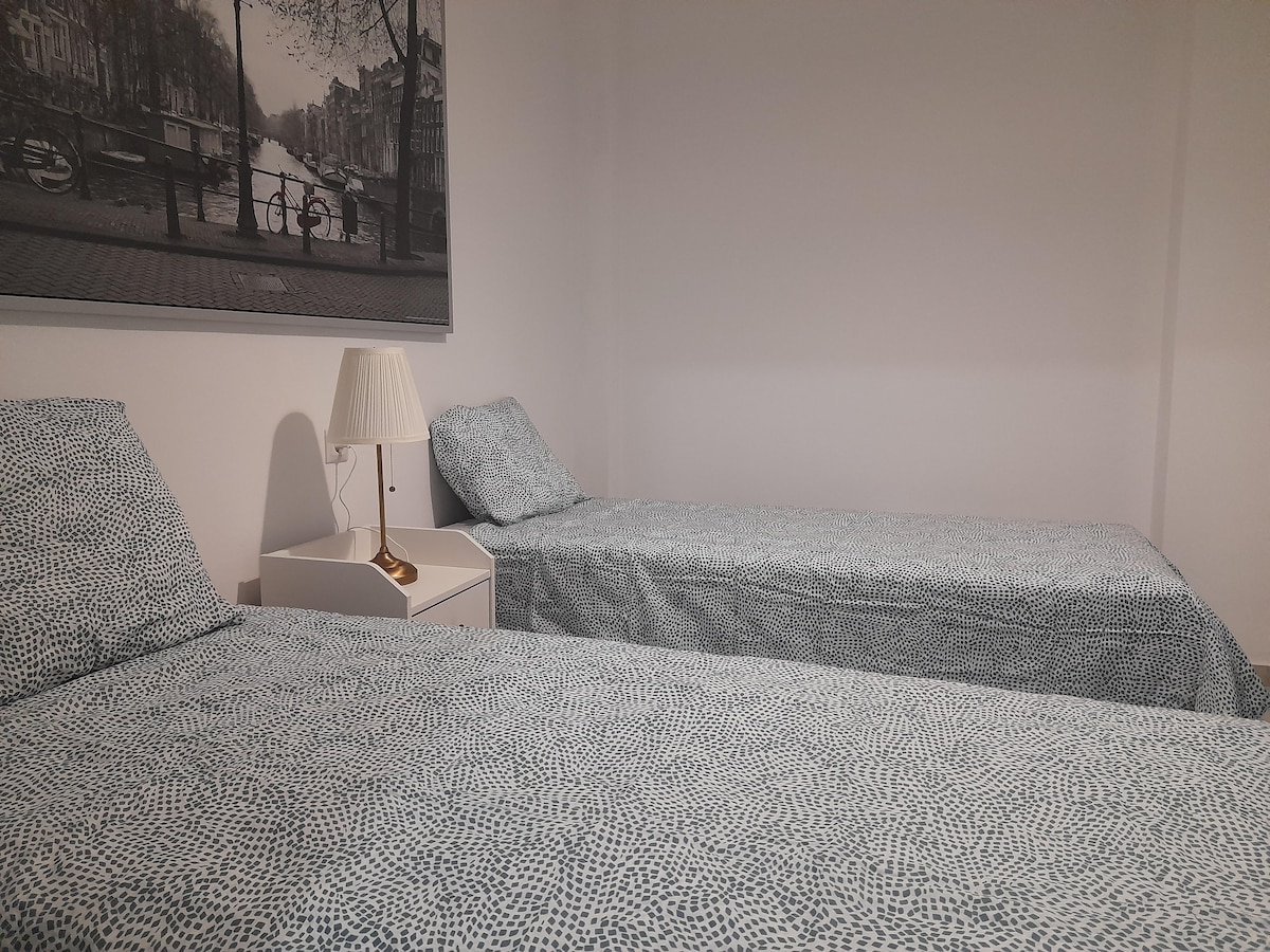 Top performing Airbnb: INDEPENDENT HOUSE IN NERVION NEXT TO THE METRO in Nervión