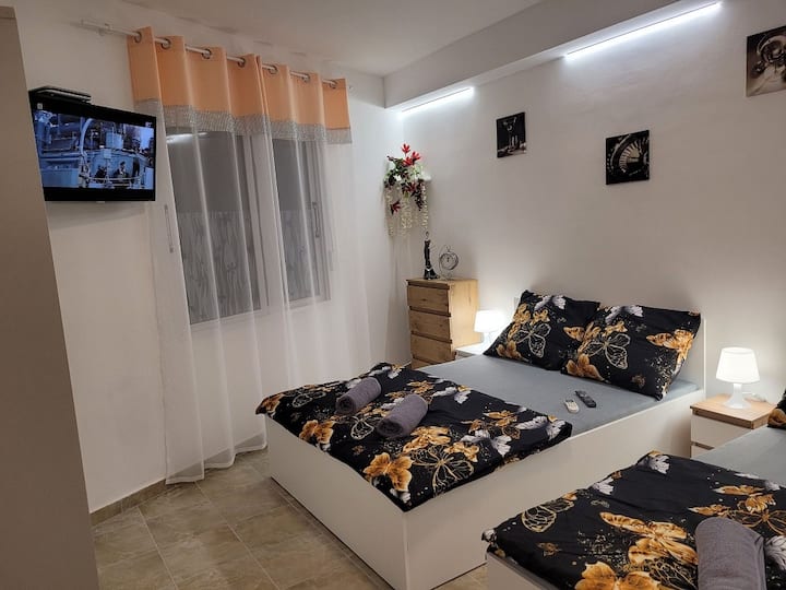 غرفة النوم 1