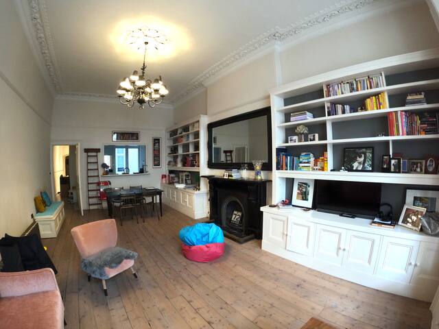 Next to Hyde Park, London W2 gallery image 3