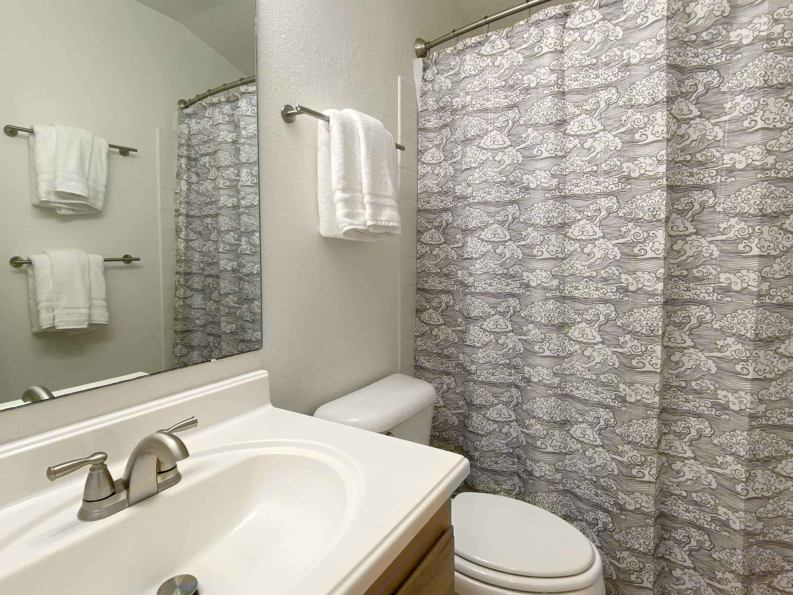 Condo in Kailua-Kona · ★4.98 · 1 bedroom · 1 bed · 1 bath - Image 9
