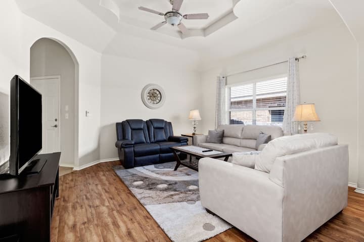 Მისაღები ოთახი