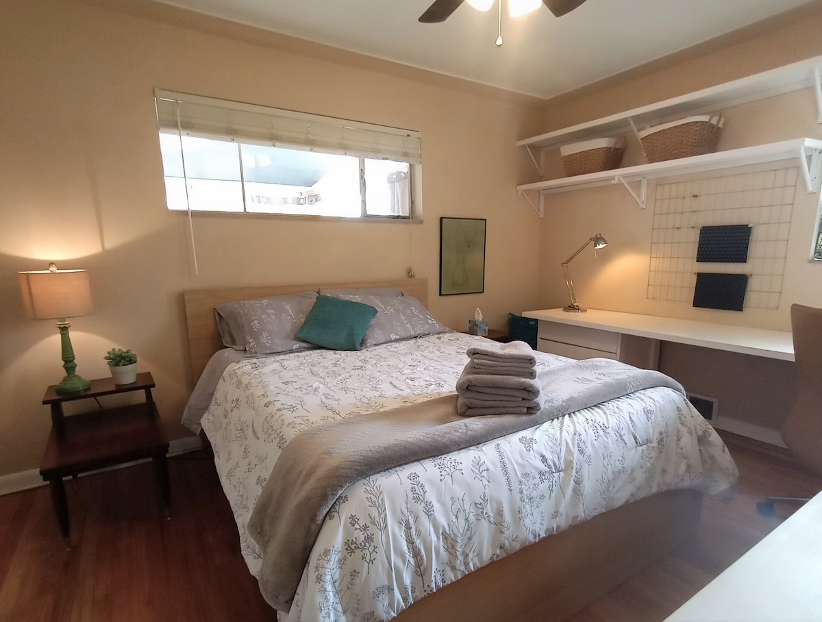 Спалня 2, с офис пространство.