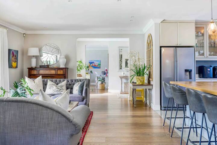 Constantia mountain views gallery image 4