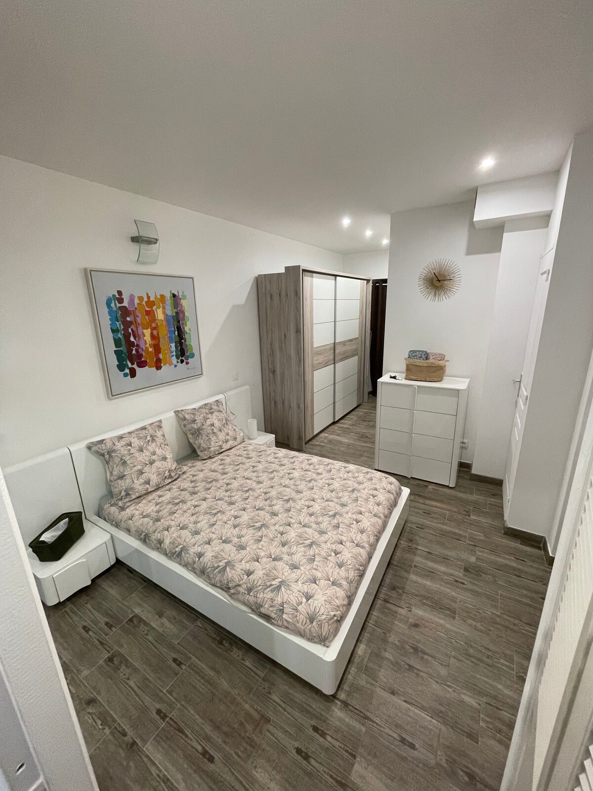 საძინებელი 1