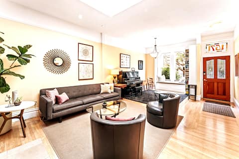 Top Airbnb: Charming Victorian in Vibrant Noe Valley in Noe Valley