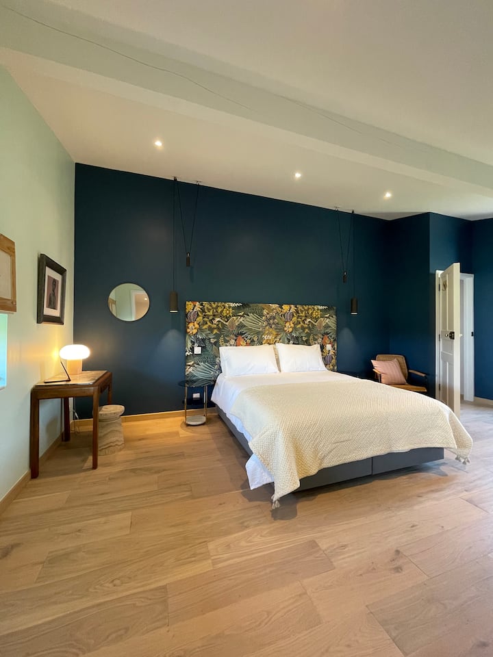 غرفة النوم 2