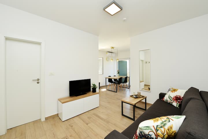 მისაღები ოთახი