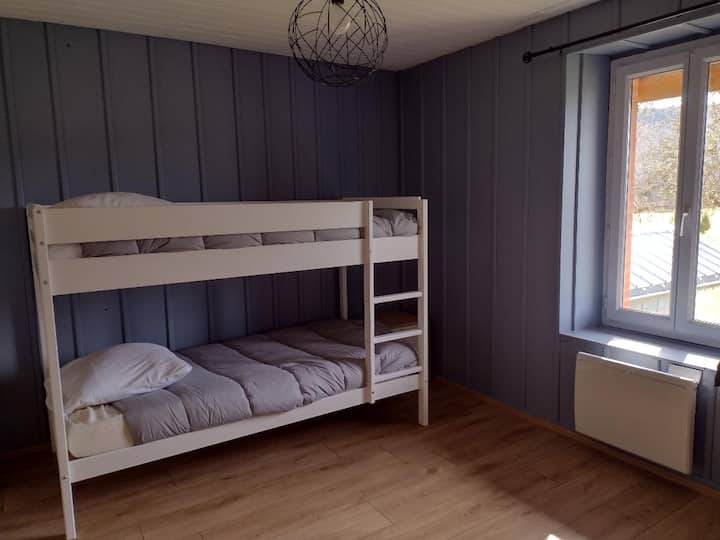 غرفة النوم 2