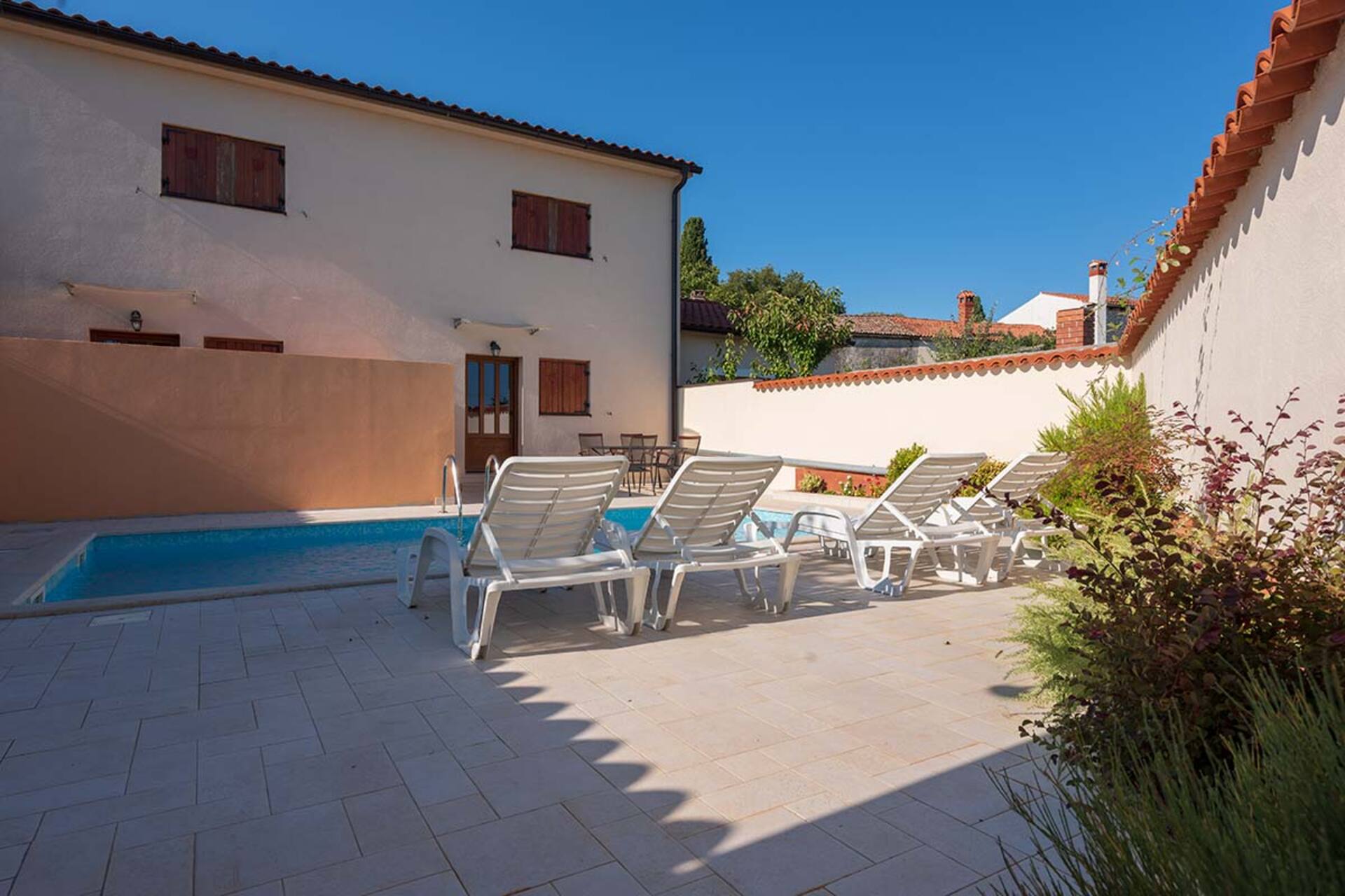 House MELLY with Swimming Pool — foto 2