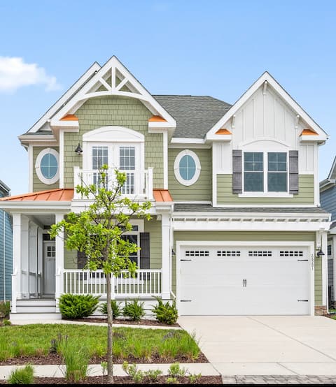 Bayside Resort w/2 Master Suites, Turn Key!