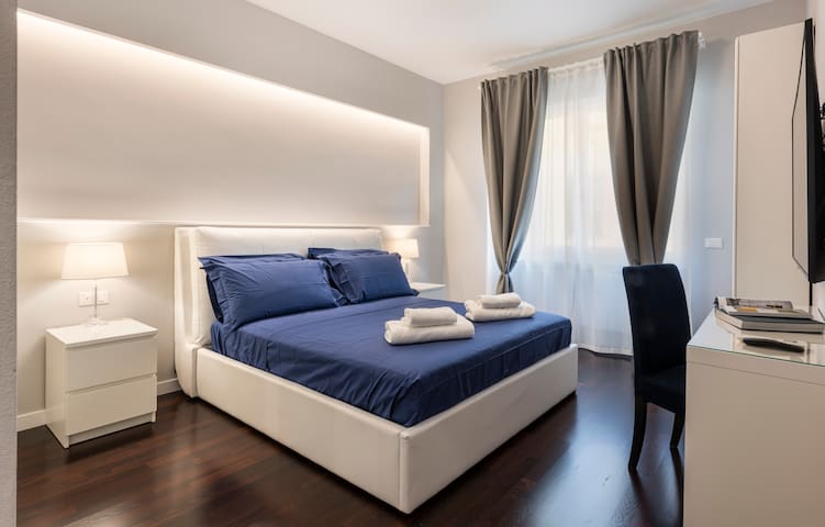 Firenze Rentals Luxury Ponte Vecchio II