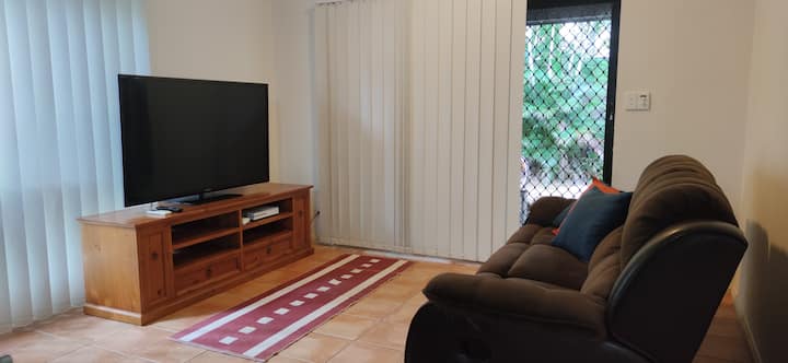 Cosy And Pet Friendly 3-bedrooms Townhouse - Darwin