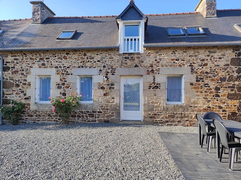 House 8 pers. 4ch. near sea