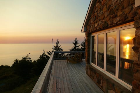 Unique Stone Cottage - Ocean View  - BBQ incl.