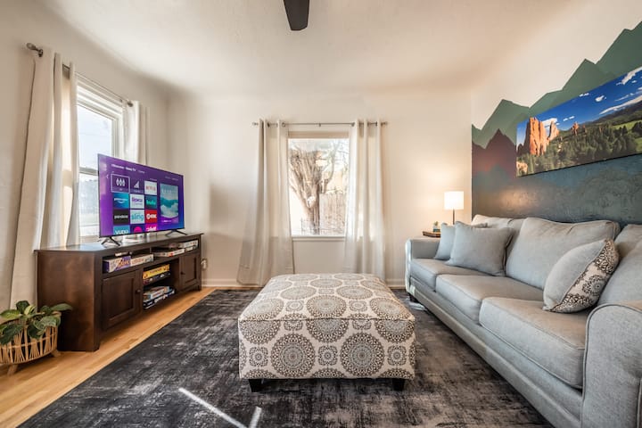 ✮Park View✮ Dog Friendly┃firepit┃hot Tub┃corn Hole - 科羅拉多泉