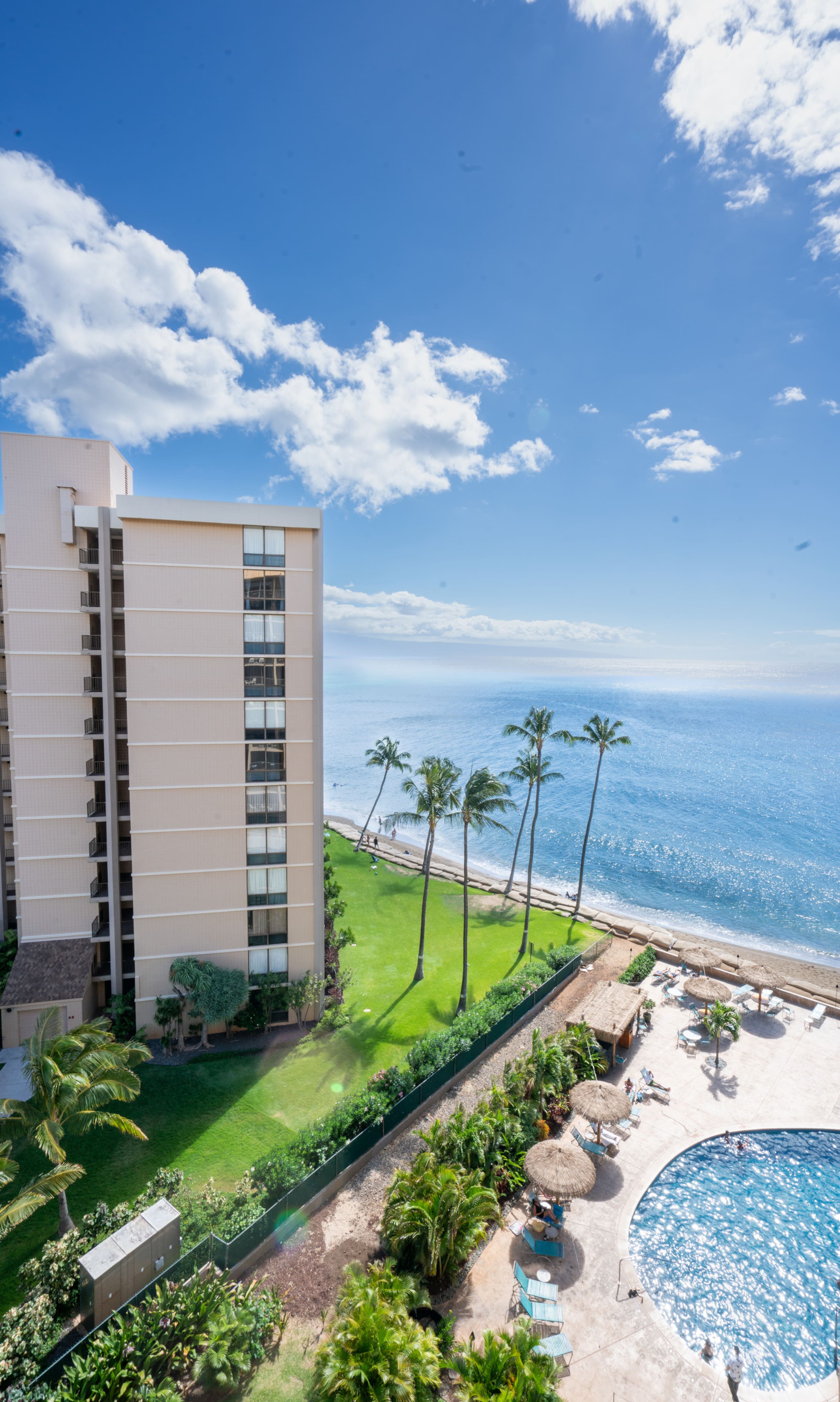 Condo in Lahaina · ★4.91 · Studio · 1 bed · 1 shared bath - Image 14