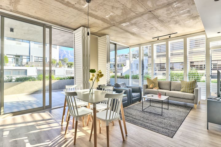 Ultra Modern Two Bedroom Apartment