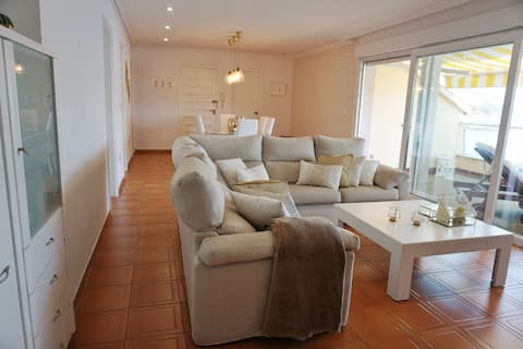Airbnb con mejor rendimiento: Playa Mar Apartment en Poio