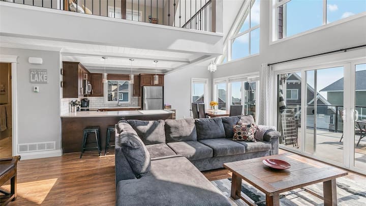 Cottage In La Casa - Kelowna, Bc - British Columbia