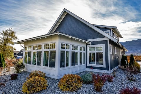Fall is spectacular, Book now!
