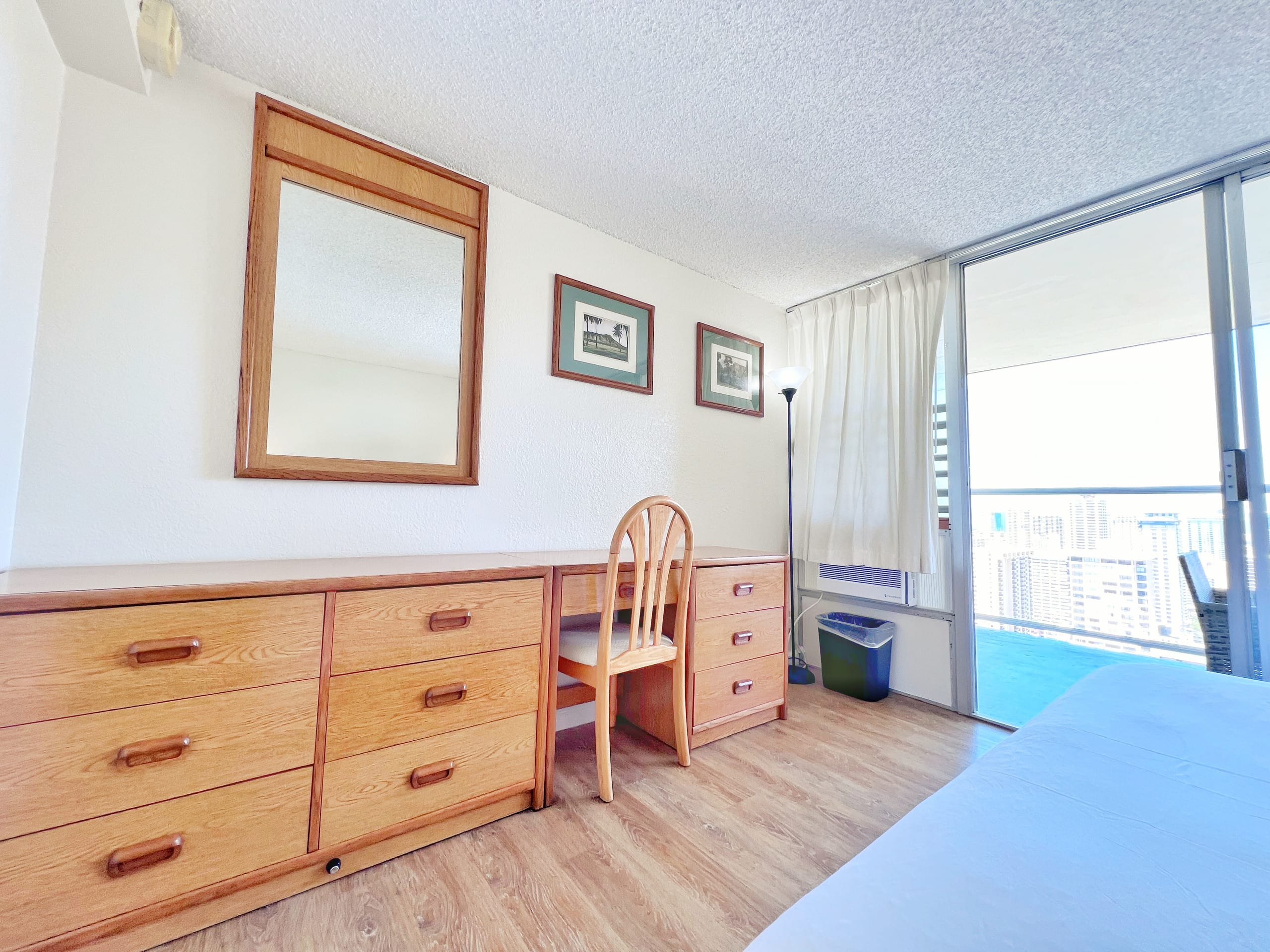 Condo in Honolulu · ★4.74 · 1 bedroom · 3 beds · 1 private bath - Image 1