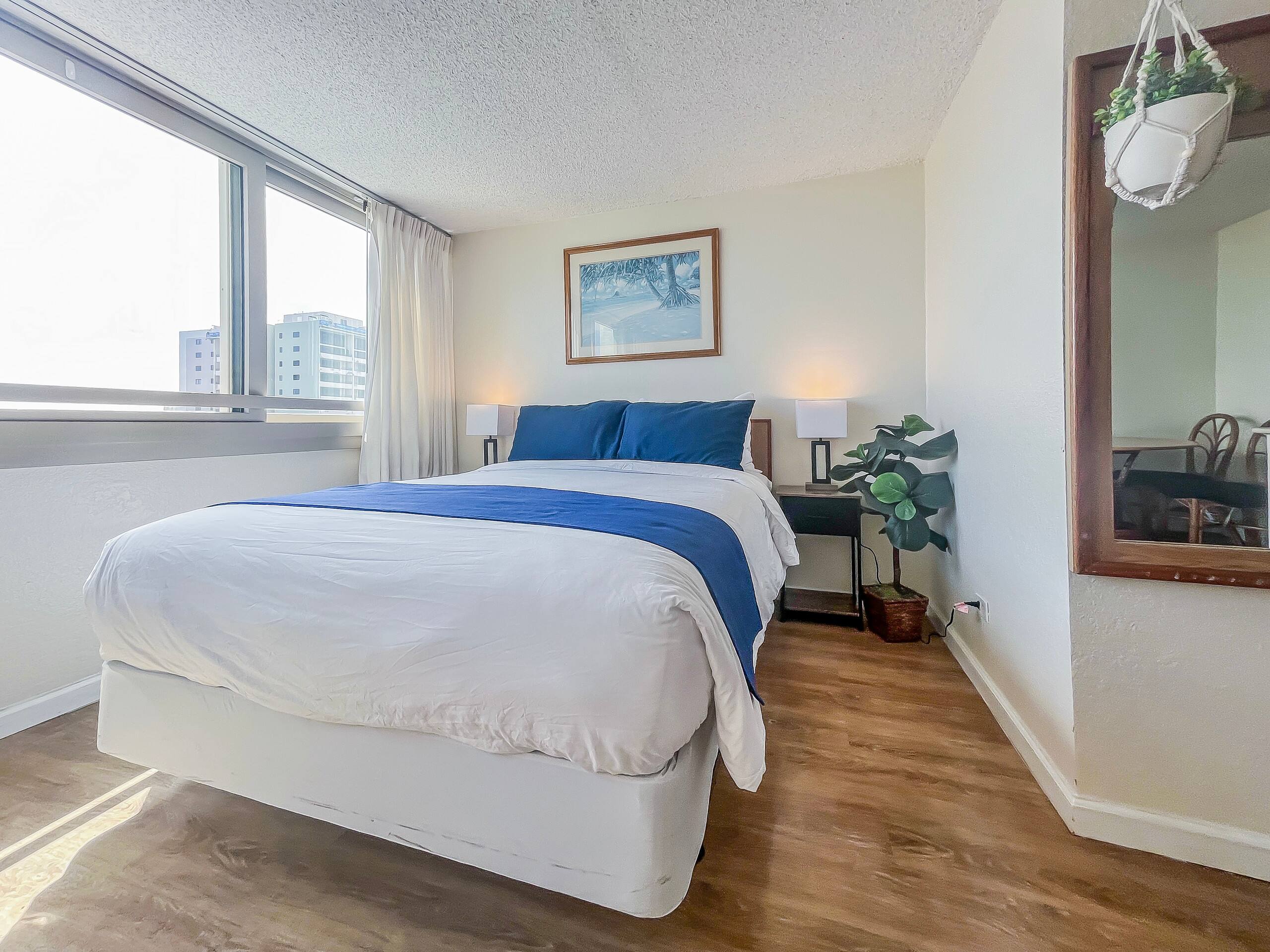 Condo in Honolulu · ★4.74 · 1 bedroom · 3 beds · 1 private bath - Image 9