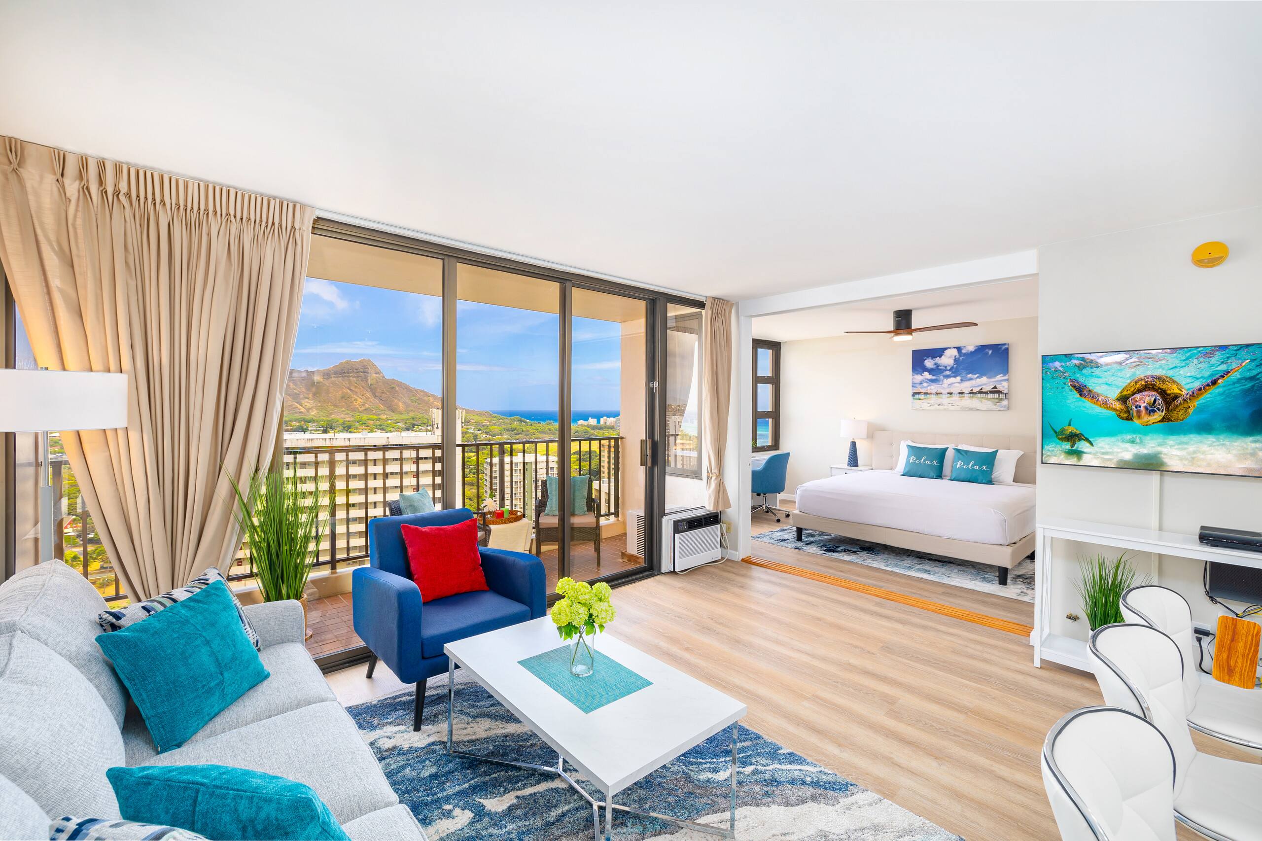 Condo in Honolulu · ★4.87 · 1 bedroom · 2 beds · 1 private bath - Image 1